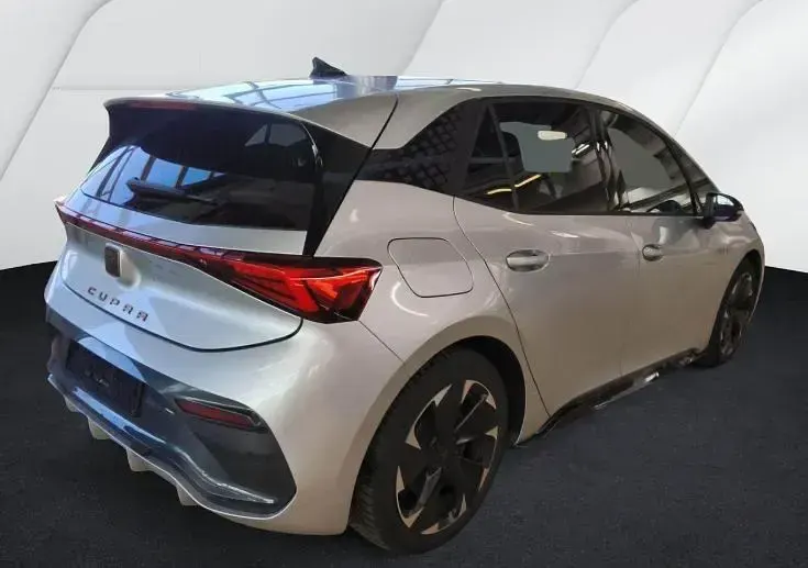 Gebraucht Cupra Born 169 kW (231 PS) 2025 Silber Kleinwagen