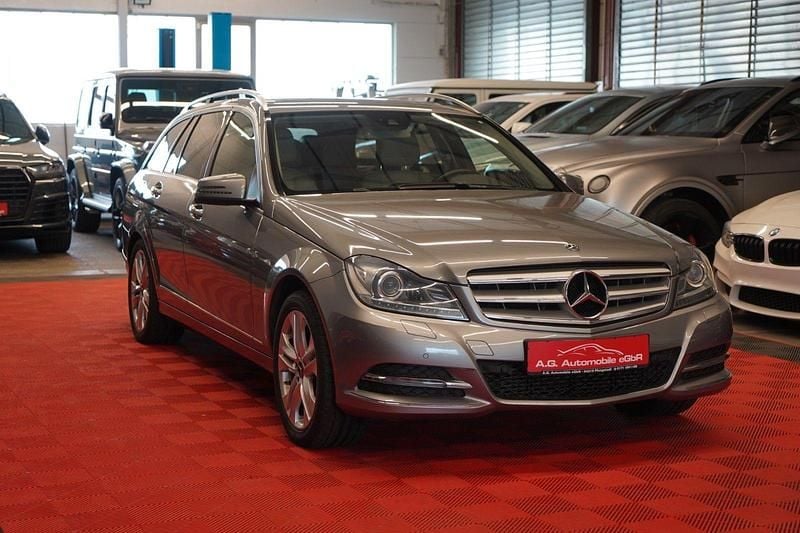 Gebraucht Mercedes C250 204 PS (150 kW) 2013 Silber Kombi