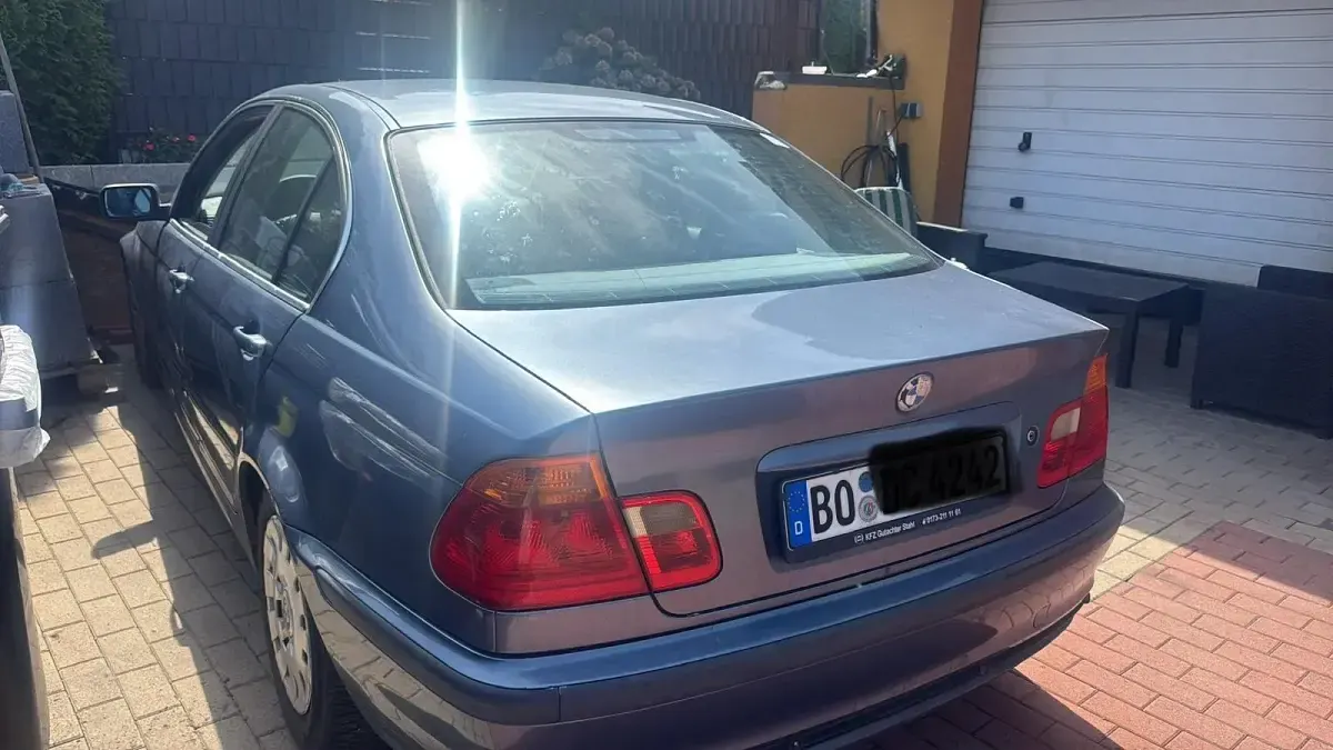 Gebraucht BMW 320 150 PS (110 kW) 1998 Grau Limousine