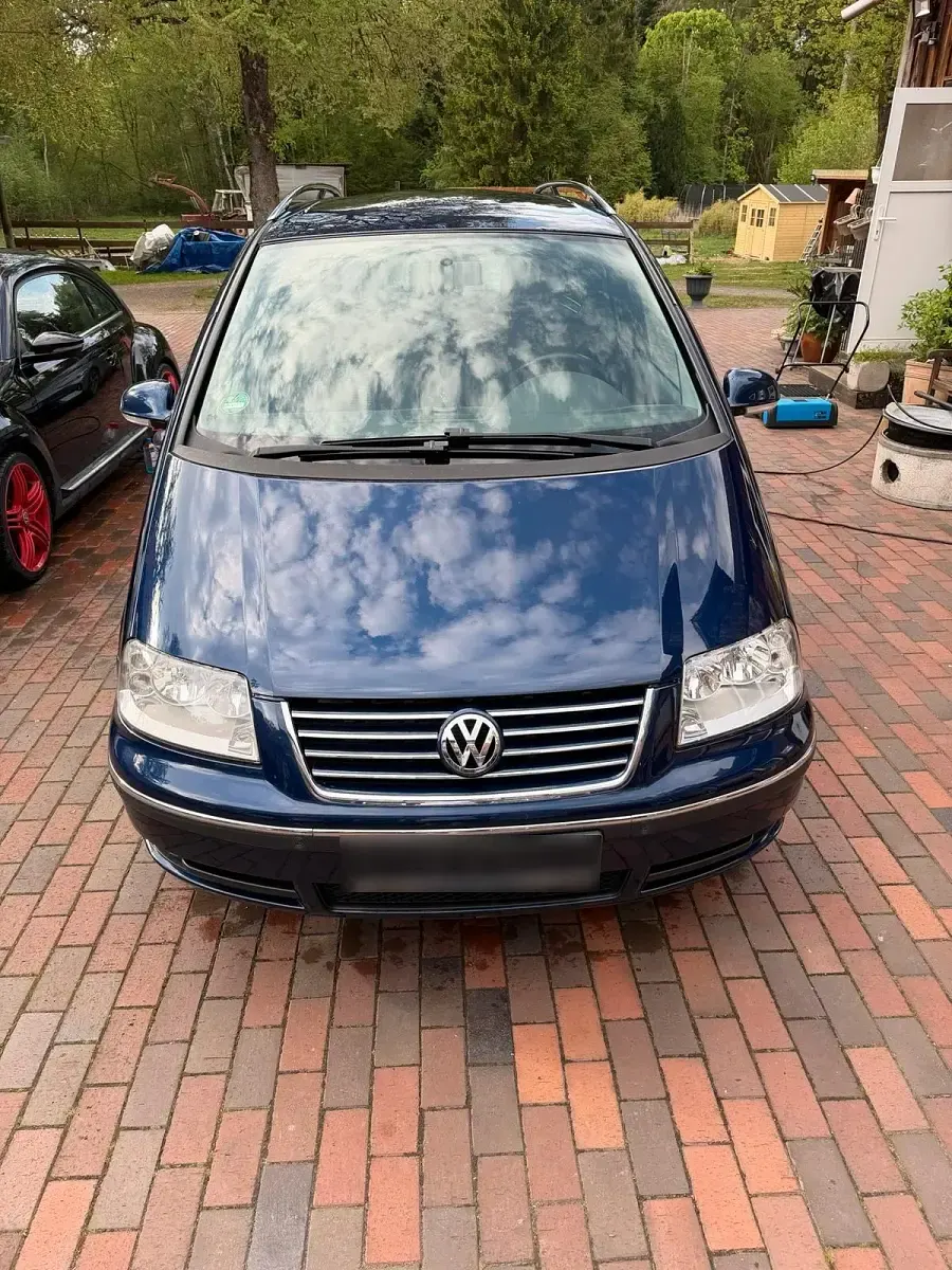 Gebraucht VW Sharan United 140 PS (102 kW) 2009 Blau Van / Kleinbus