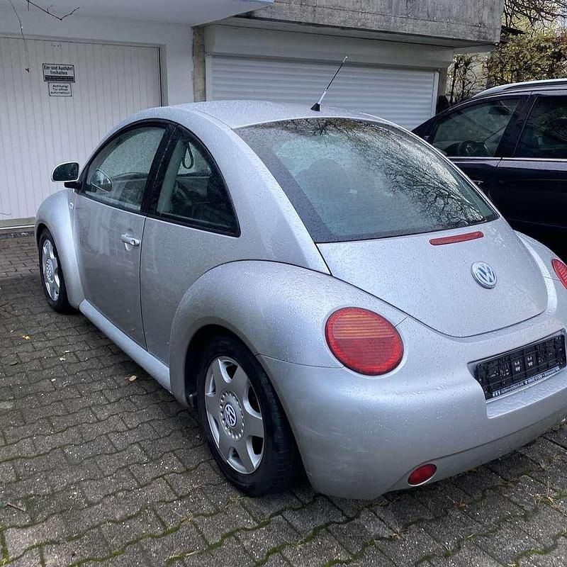 Gebraucht VW New Beetle 116 PS (85 kW) 2001 Silber Kleinwagen