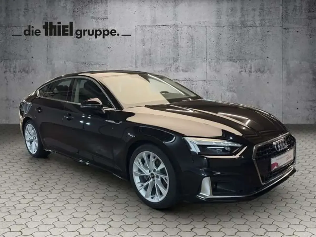 Gebraucht Audi A5 Sportback Advanced 204 PS (150 kW) 2022 Schwarz Kleinwagen