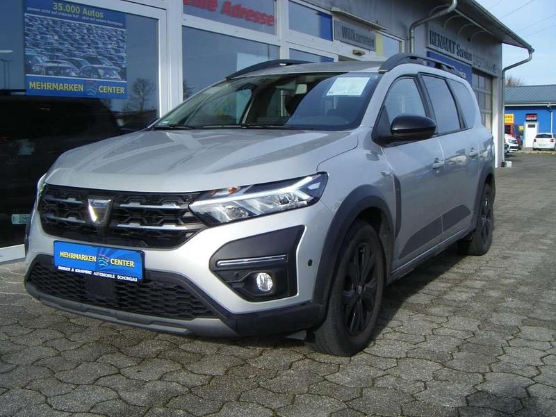 Mondsteingrau Gebraucht 2022 Dacia Jogger Extreme Van / Kleinbus | 16.900 € (Fairer Preis) - Bild 1/4