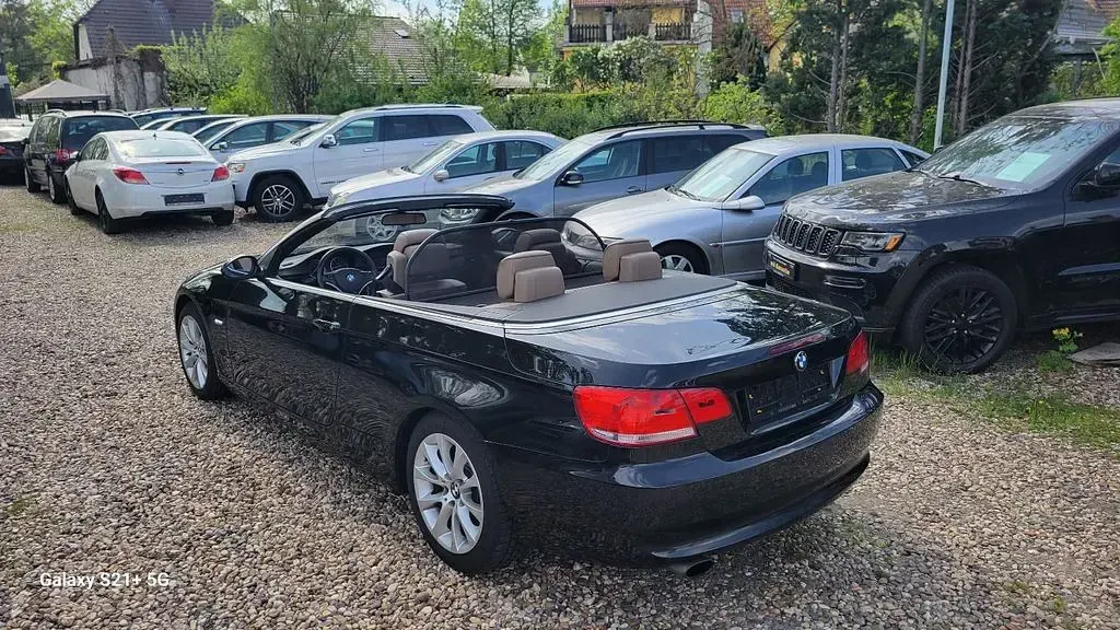 Gebraucht BMW 320 Cabriolet 170 PS (125 kW) 2009 Schwarz Cabrio