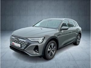 Gebraucht Audi Q8 e-tron Advanced 250 kW (340 PS) 2024 Grau (chronosgrau) SUV
