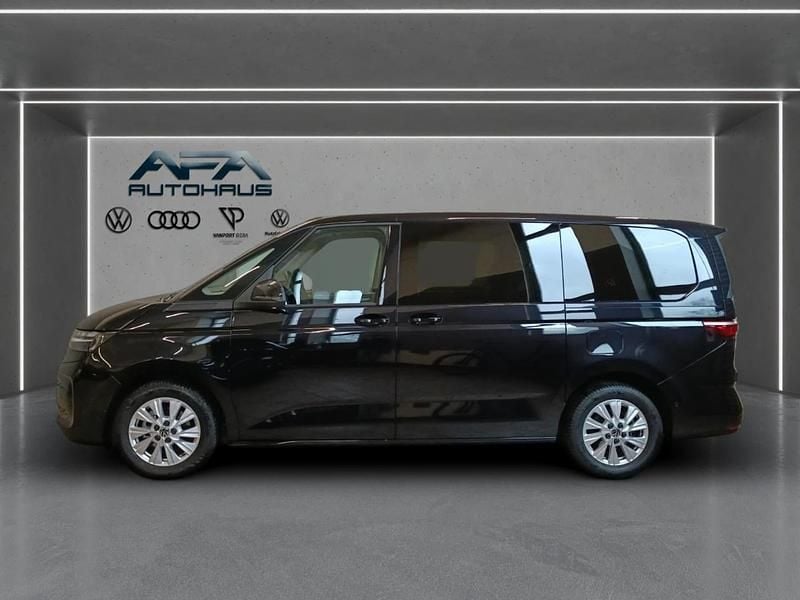 Second-hand VW Multivan Life 150 CP (110 kW) 2025 Monovolum