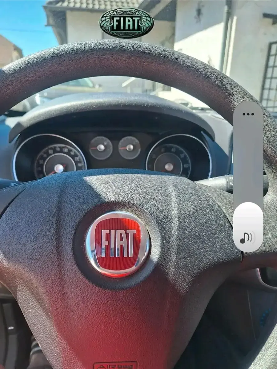 Gebraucht Fiat Grande Punto 77 PS (56 kW) 2010 Weiß Kleinwagen
