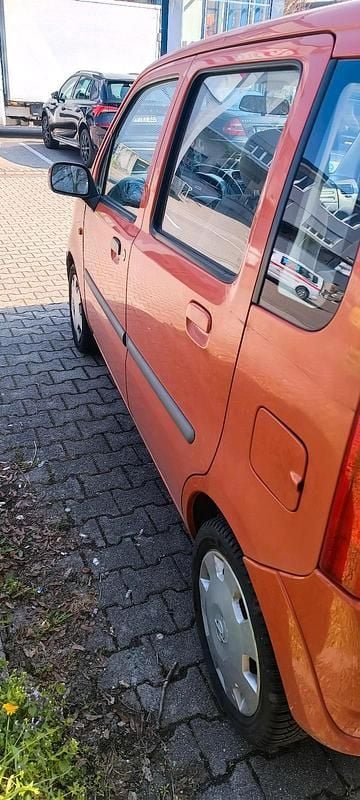 Gebraucht Opel Agila 80 PS (58 kW) 2006 Orange Limousine
