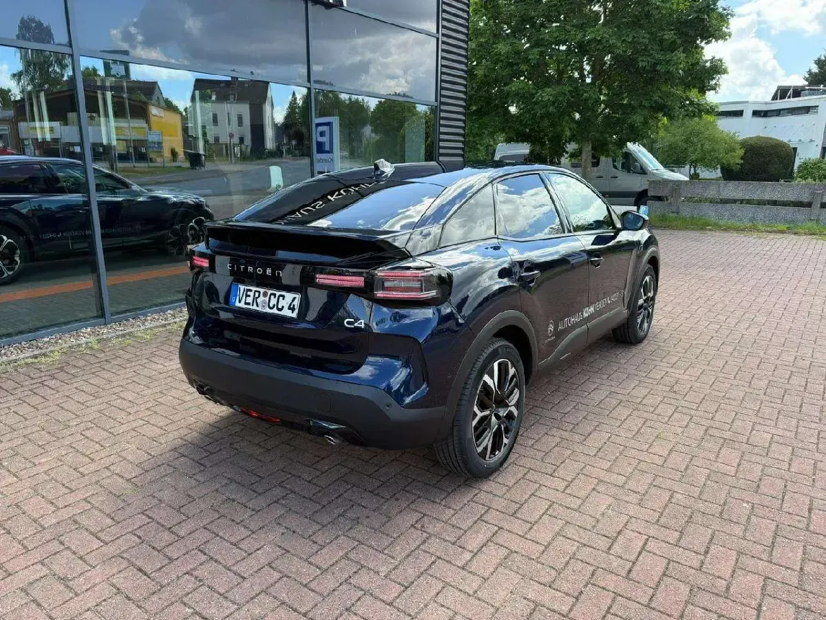 Gebraucht Citroën C4 136 PS (100 kW) 2025 Eclipseblau SUV