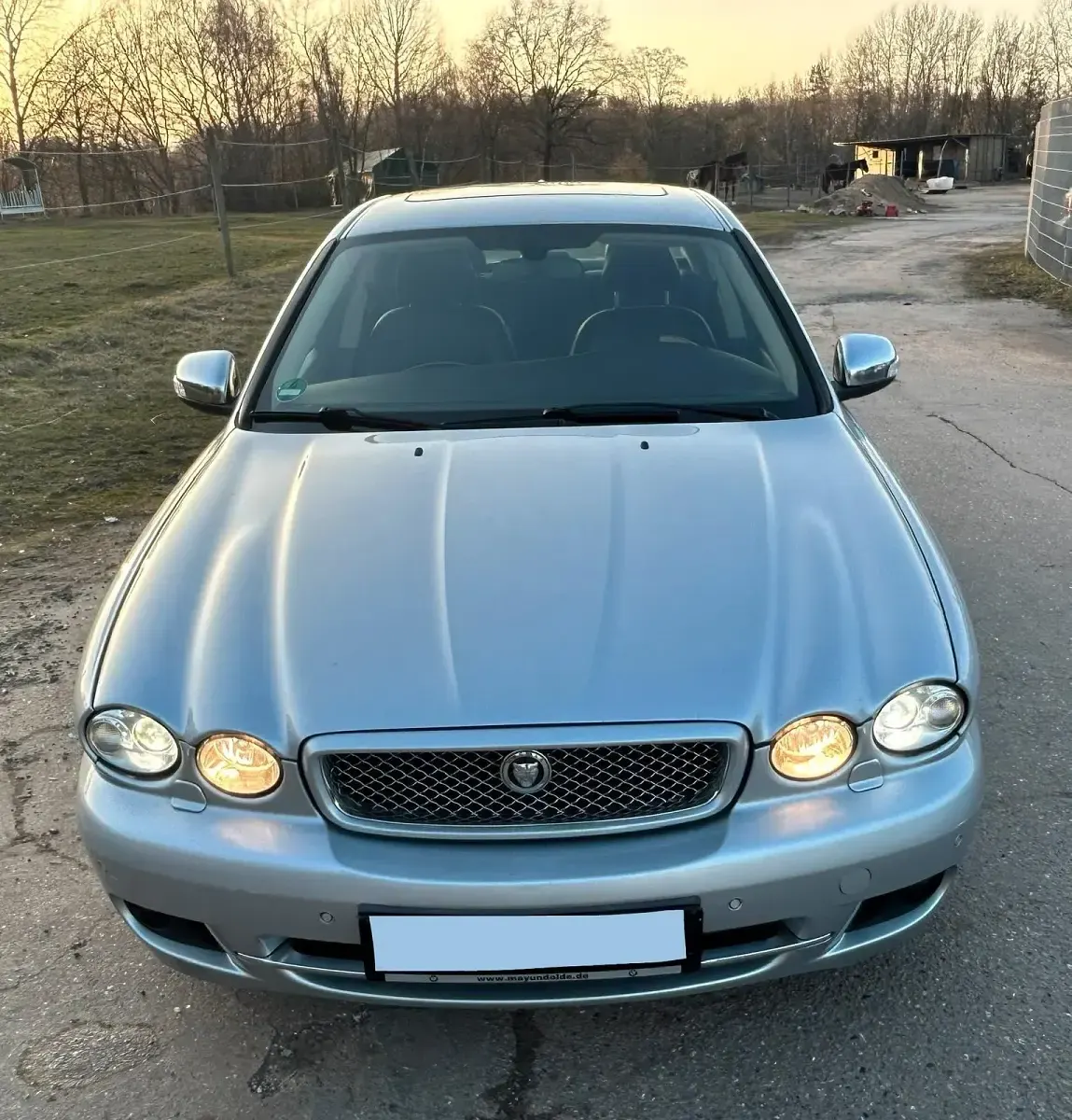 Begagnad Jaguar X-type Executive 145 HK (106 kW) 2008 Silver Sedan