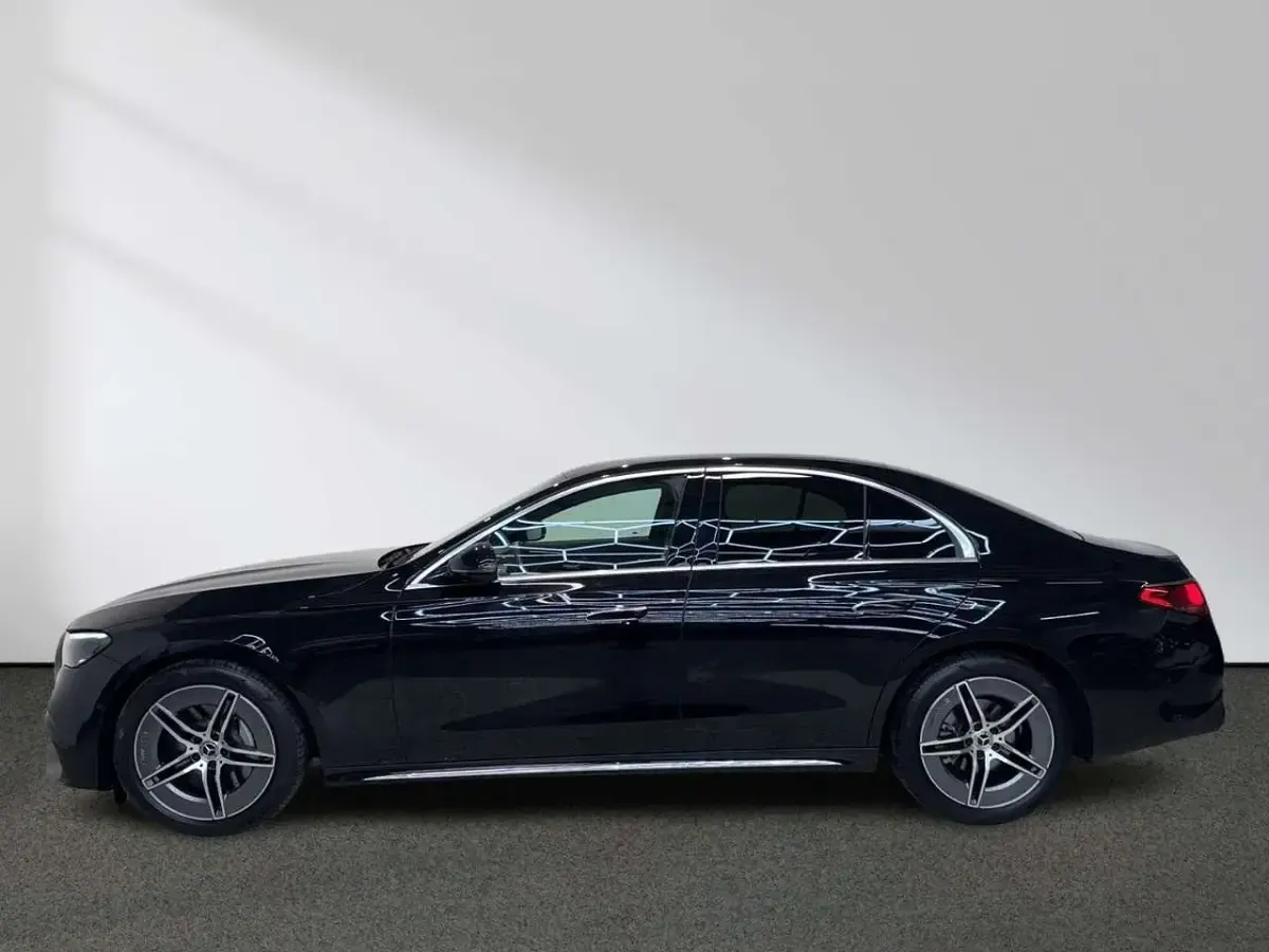 Brugt Mercedes E220 Advanced 197 HK (144 kW) 2025 Sort Sedan