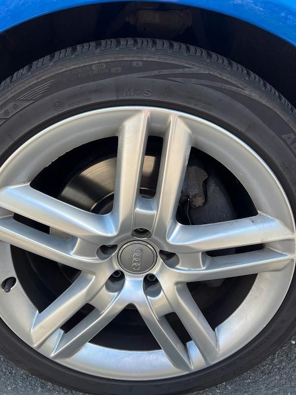 Gebraucht Audi A6 245 PS (180 kW) 2011 Blau Kombi