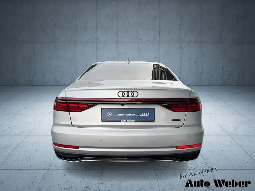 Gebraucht Audi A8 S-Line 286 PS (210 kW) 2023 Silber Limousine