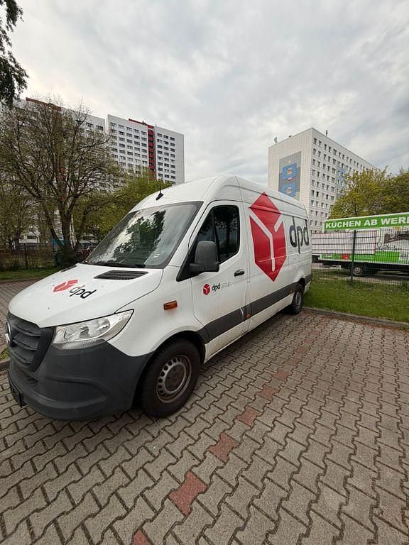 Używany Mercedes Sprinter 143 KM (105 kW) 2018 Biały Van