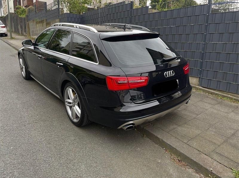 Gebraucht Audi A6 Ambiente 313 PS (230 kW) 2014 Schwarz Kombi