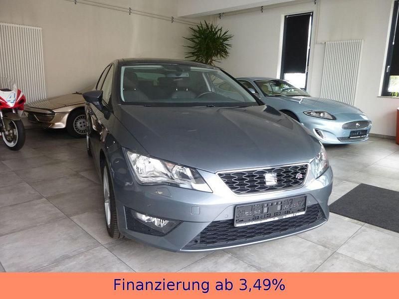 Grau Gebraucht 2013 Seat Leon FR Limousine | 5.800 € (Guter Preis) - Bild 1/4