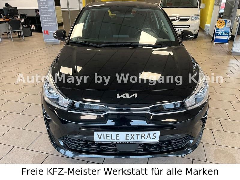 Gebraucht Kia Rio Vision 101 PS (74 kW) 2023 Schwarz Kleinwagen