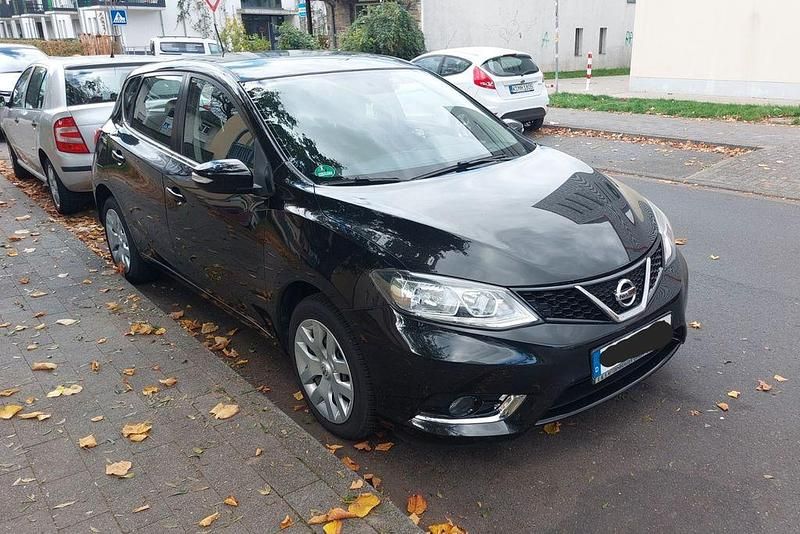 Gebraucht Nissan Pulsar Visia 116 PS (85 kW) 2015 Schwarz Limousine