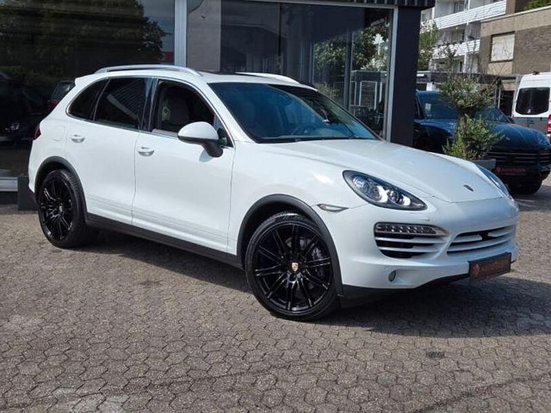 Gebraucht Porsche Cayenne 245 PS (180 kW) 2012 Weiß SUV