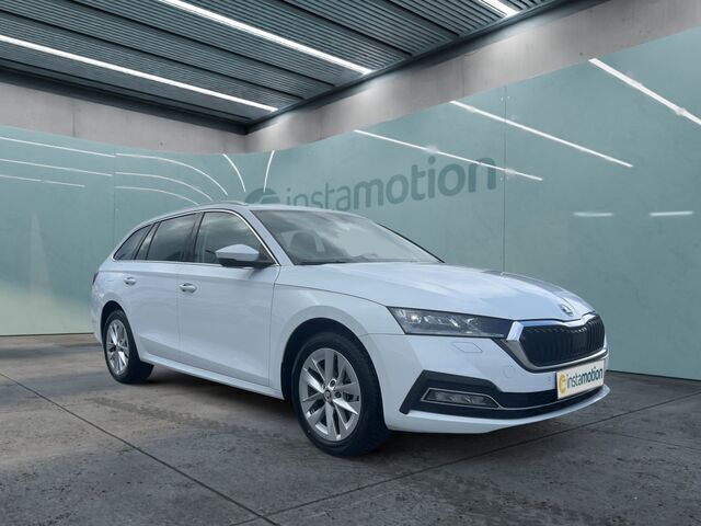 Weiß Gebraucht 2023 Skoda Octavia Style Kombi | 31.629 € (Teuer) - Bild 1/2