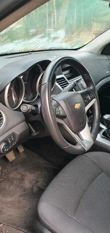 Gebraucht Chevrolet Cruze 113 PS (83 kW) 2012 Grau Coupé