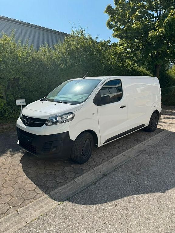 Weiß Gebraucht 2021 Opel Vivaro Edition Van | 20.600 € (Fairer Preis) - Bild 1/4