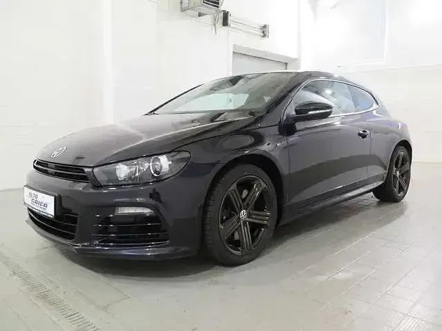 Gebraucht VW Scirocco R 265 PS (194 kW) 2011 Deep black perleffekt (metallic) Coupé
