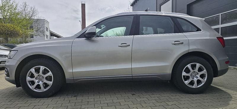 Gebraucht Audi Q5 143 PS (105 kW) 2013 Silber SUV