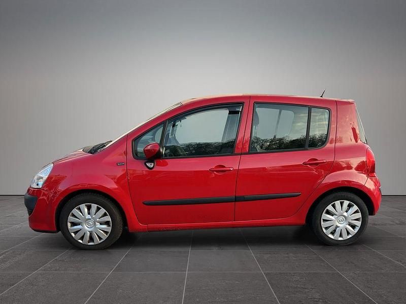 Second-hand Renault Modus 75 CP (55 kW) 2012 Monovolum