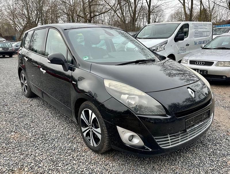 Gebraucht Renault Scénic III Bose Edition 131 PS (96 kW) 2011 Schwarz Van / Kleinbus