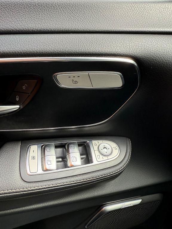 Gebraucht Mercedes V250 Avantgarde Edition 190 PS (139 kW) 2016 Schwarz Van / Kleinbus