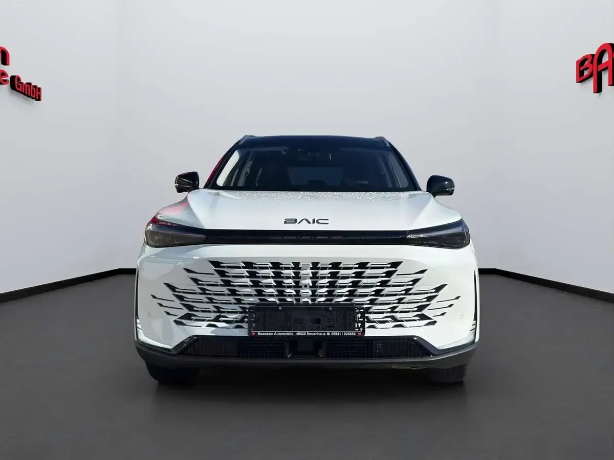 Neu Baic X75 177 PS (130 kW) 2026 Weiß SUV