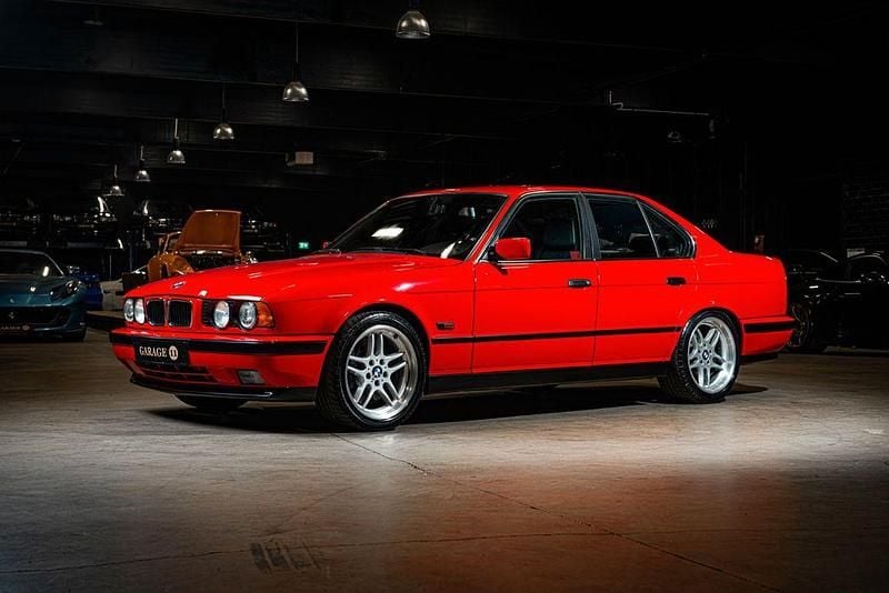 Gebraucht BMW M5 Performance 340 PS (250 kW) 1995 Rot Kombi