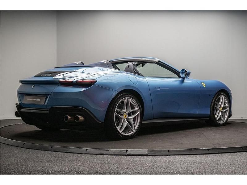 Gebraucht Ferrari Roma 843 PS (620 kW) 2024 Blau