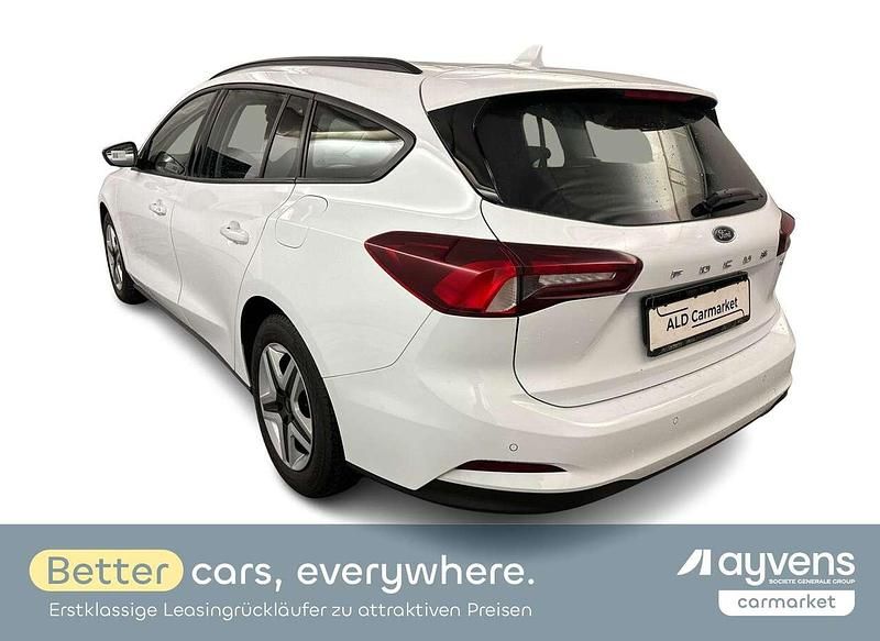 Second-hand Ford Focus 125 CP (91 kW) 2022 Alb Coupe