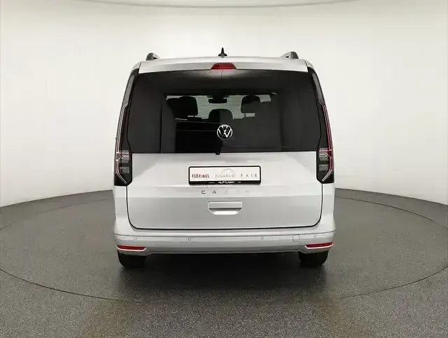 Nowe VW Caddy Maxi 122 KM (89 kW) 2025 Srebrny Minivan