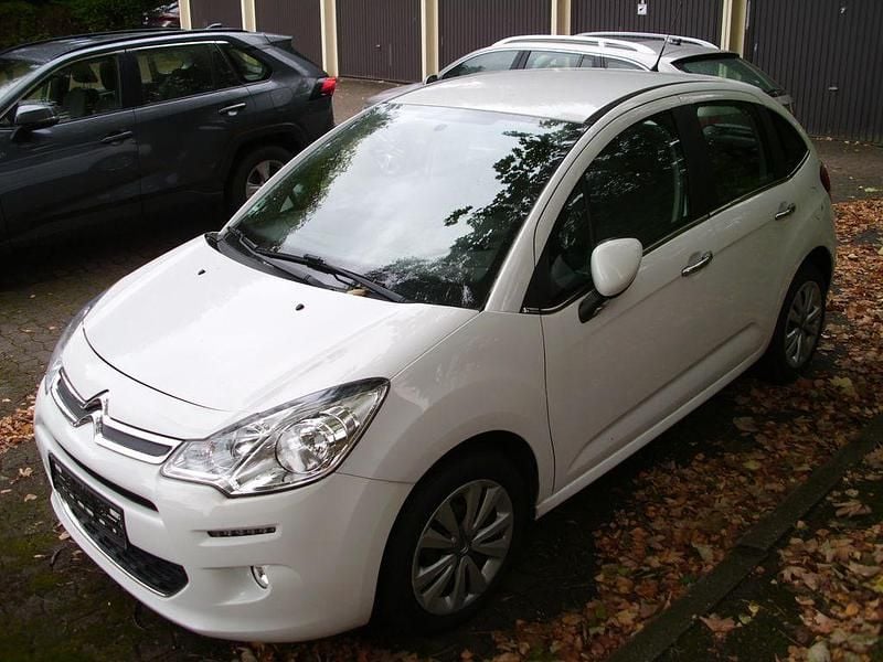 Weiß Gebraucht 2015 Citroën C3 PureTech Kleinwagen | 3.000 € (Superpreis) - Bild 1/4