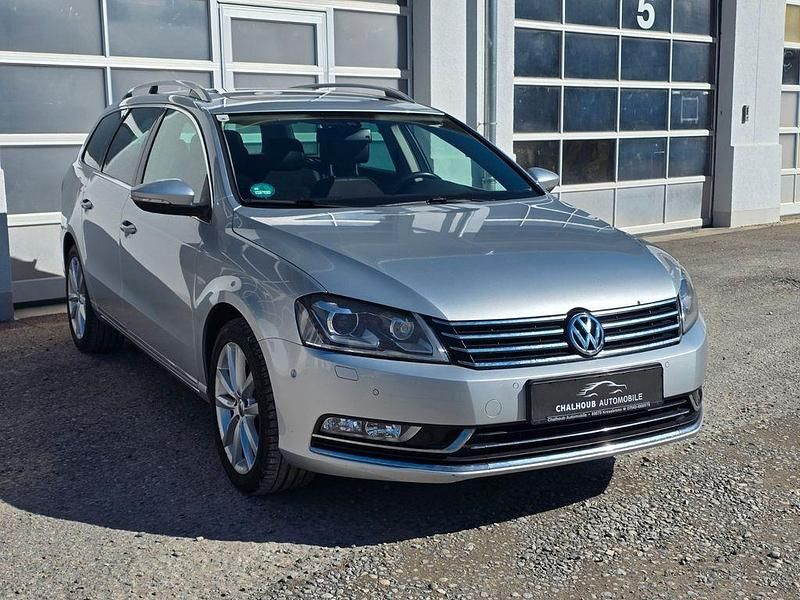 Gebraucht VW Passat Highline 140 PS (102 kW) 2012 Silber Kombi