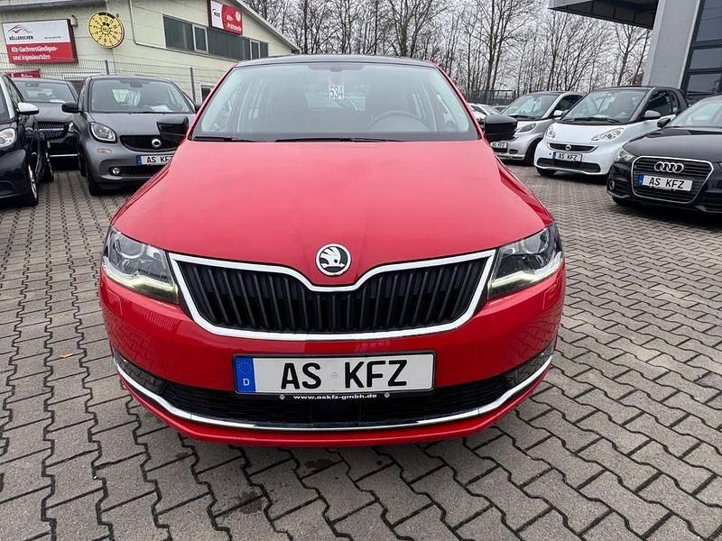 Gebraucht Skoda Rapid Style 110 PS (80 kW) 2017 Rot Kleinwagen