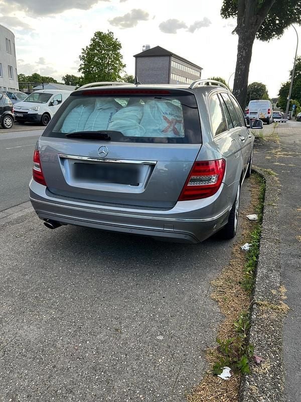 Gebraucht Mercedes C200 2011 Silber Kombi