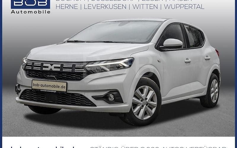 Gebraucht Dacia Sandero Expression 122 PS (89 kW) 2023 Weiß Kleinwagen