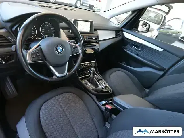 Gebraucht BMW 220 Active Tourer Advantage 192 PS (141 kW) 2017 Andere Van / Kleinbus