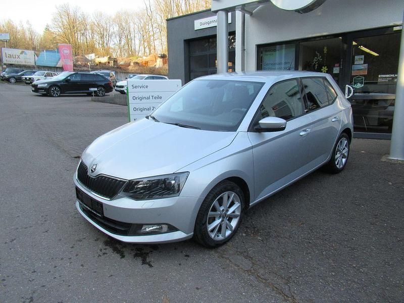Gebraucht Skoda Fabia Joy 90 PS (66 kW) 2017 Silber Limousine