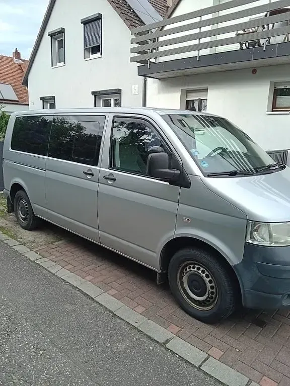 Gebraucht VW Caravelle 131 PS (96 kW) 2010 Silber Van