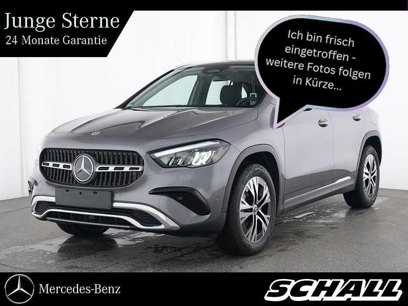 Grau Gebraucht 2024 Mercedes GLA220 Progressive SUV | 39.968 € (Guter Preis) - Bild 1/4