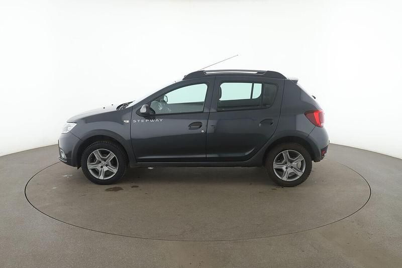 Gebraucht Dacia Sandero Essentiel 90 PS (66 kW) 2019 Grau Kleinwagen