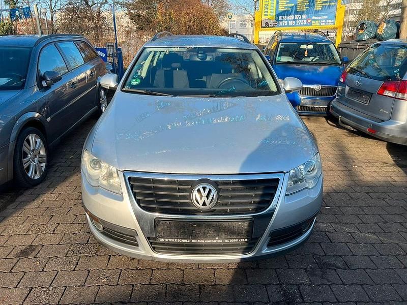 Gebraucht VW Passat Trendline 122 PS (89 kW) 2008 Silber Kombi