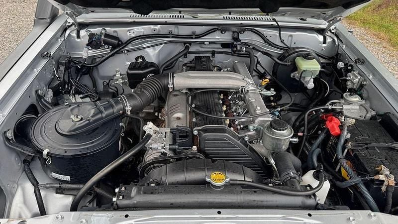 Gebraucht Toyota Land Cruiser 131 PS (96 kW) 2017 Silber SUV