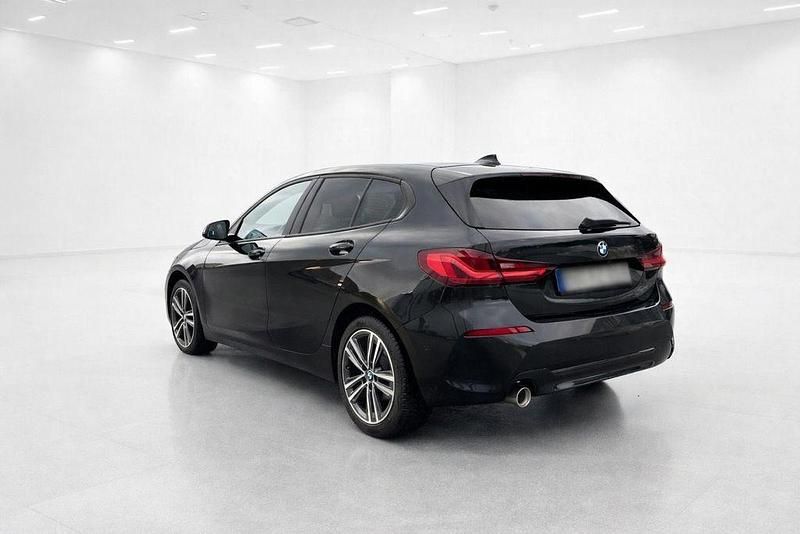 Gebraucht BMW 118 Advantage 140 PS (102 kW) 2020 Schwarz Kleinwagen
