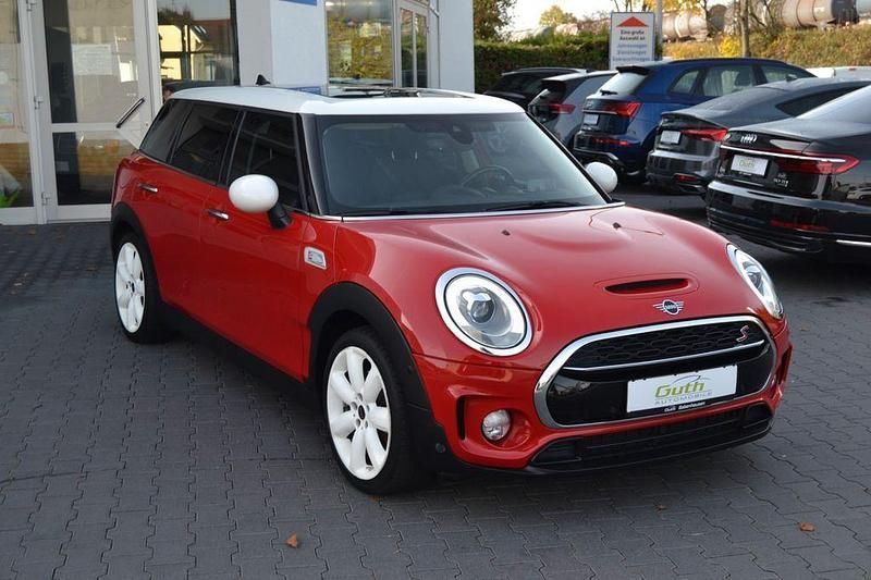 Rot Gebraucht 2018 Mini Cooper SD Clubman Chili Kombi | 18.990 € (Fairer Preis) - Bild 1/3